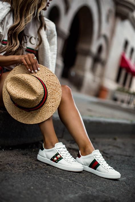 how to dress gucci sneakers